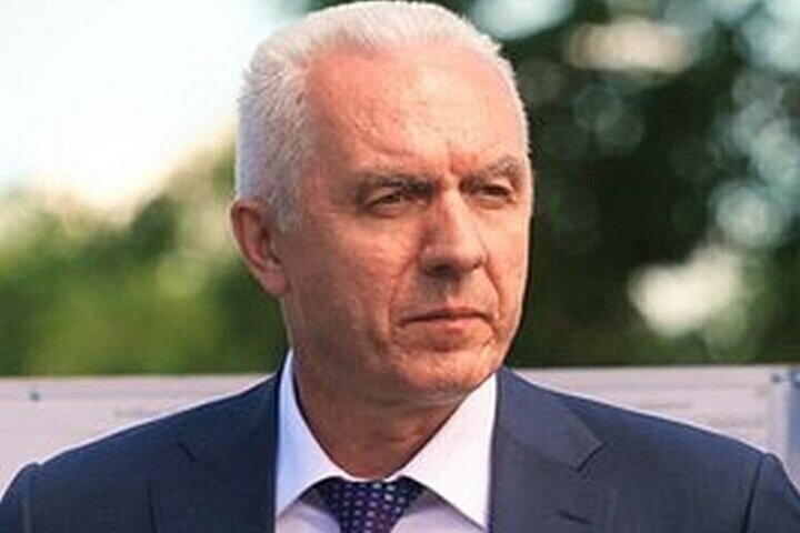 Гуцан назвал большой честью предложение Путина назначить его генпрокурором // Комитет Совфеда поддержал кандидатуру полпреда Гуцана на пост генпрокурора