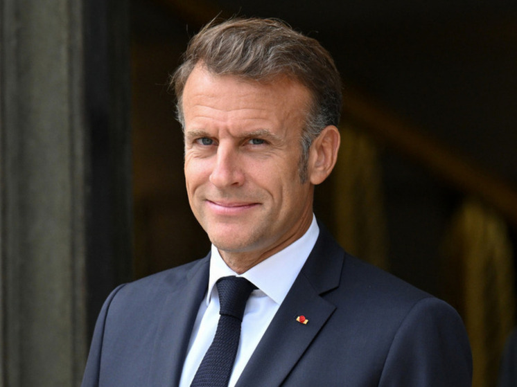 Филиппо назвал унижением остановку автомобиля Макрона из-за кортежа Трампа