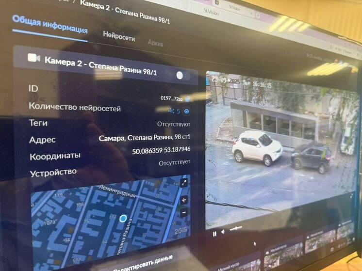В Самаре неправильная парковка блокирует вывоз мусора