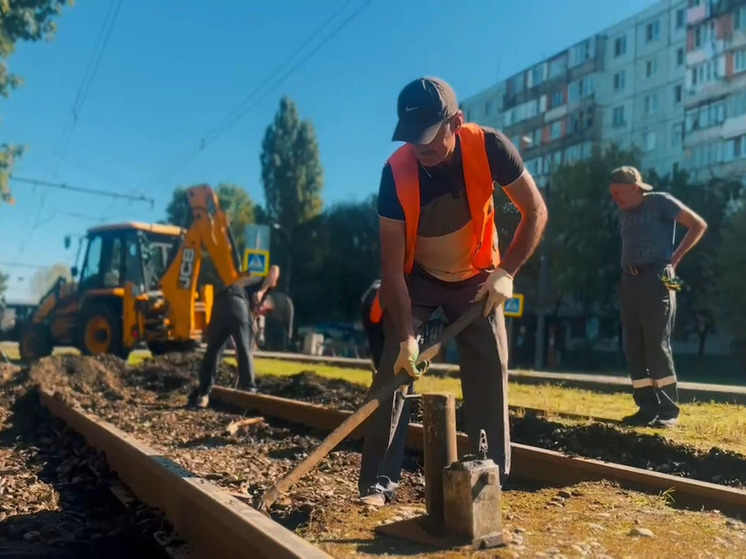 В столице Осетии на улице Дзусова впервые за 40 лет ремонтируют трамвайные пути