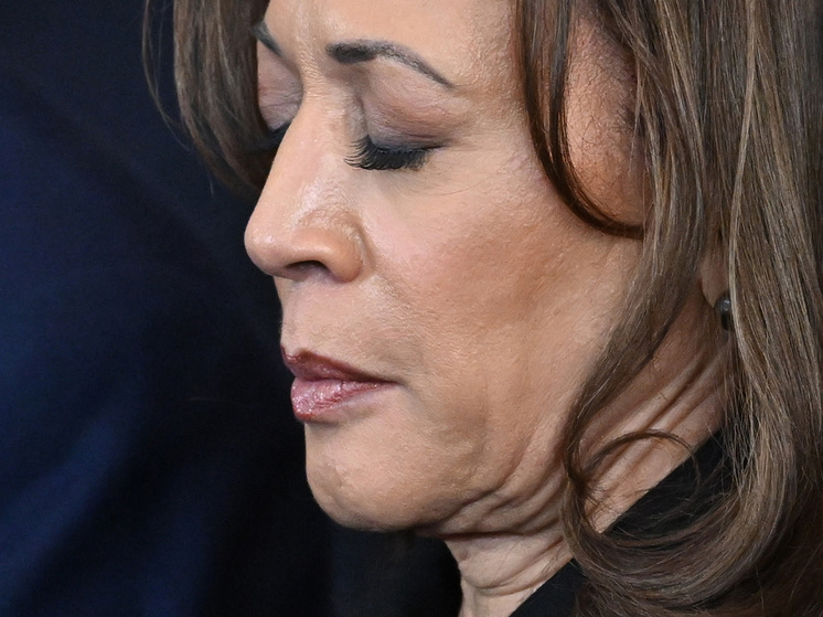 b7caefdf93be6e25670dc3c5dd7aef41 «107 дней» Харрис: политик рассказала о предательстве Байдена и холодности Обамы