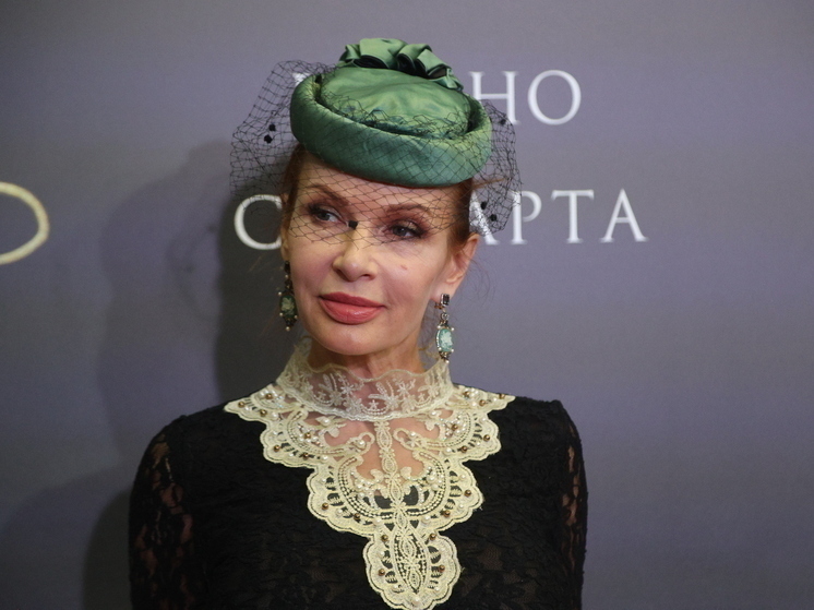 Известная актриса Эвелина Блёданс стала жертвой финансовых аферистов