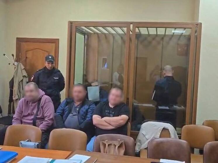 Шестеро калининградцев получили тюремные сроки за контрабанду янтаря