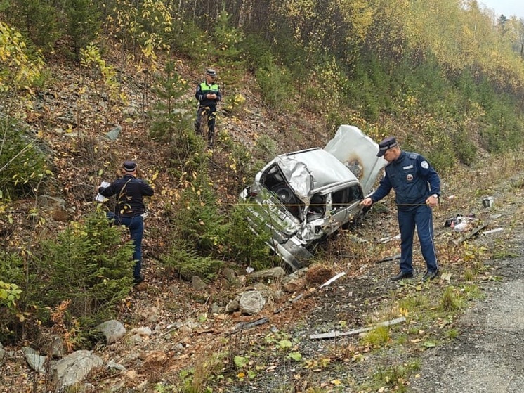 Трое пострадали при обгоне «паровозиком» на дороге «Верхняя Тура-Качканар»