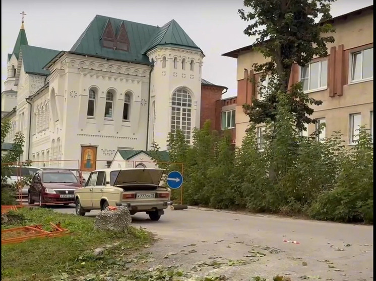 У Красного Креста во Владимире может появиться новая парковка
