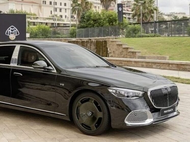 Прошла презентация роскошного седана Mercedes-Maybach V12 Edition: сняли на фото