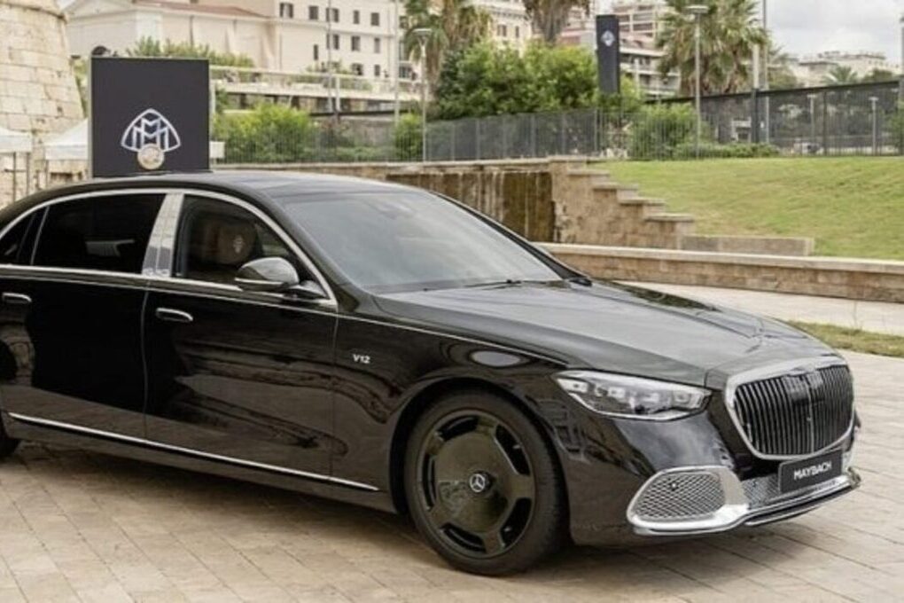 Прошла презентация роскошного седана Mercedes-Maybach V12 Edition: сняли на фото