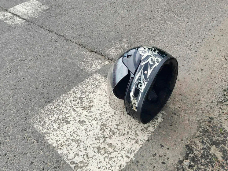 В Липецком районе водитель мопеда поехал в больницу после аварии