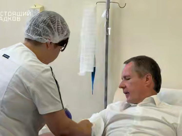 Вячеслав Гладков сдал кровь для помощи пострадавшим белгородцам