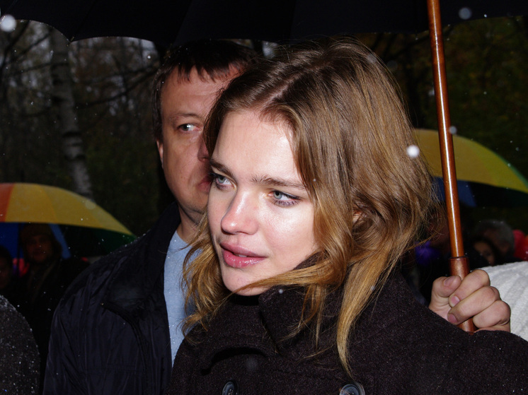 Супермодель Наталья Водянова и шейха Катара вышли в свет в Париже