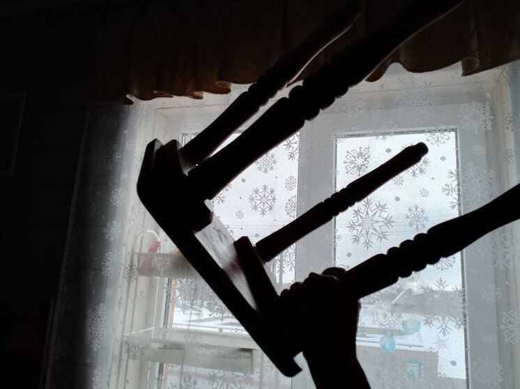 Обуреваемого дикой ревностью пьяного черногорца осудят за избиение супруги