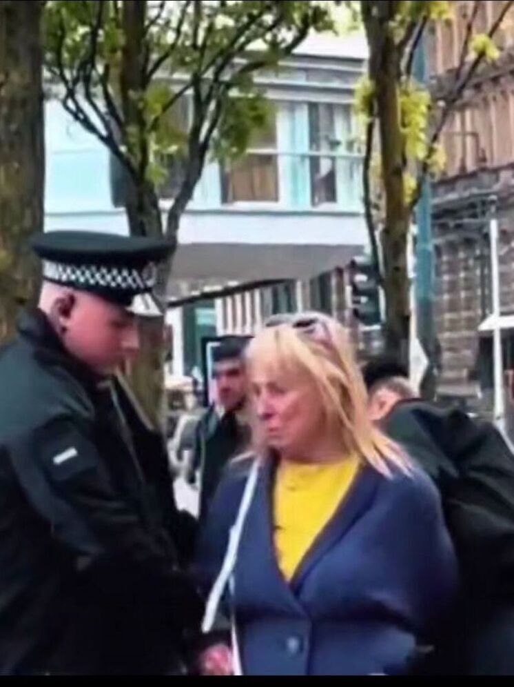 В Англии местную жительницу арестовали за замечание, сделанное исламистам