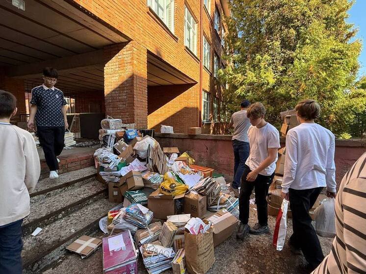 Экологическая акция по сбору макулатуры прошла в Образовательном комплексе «Пущино»