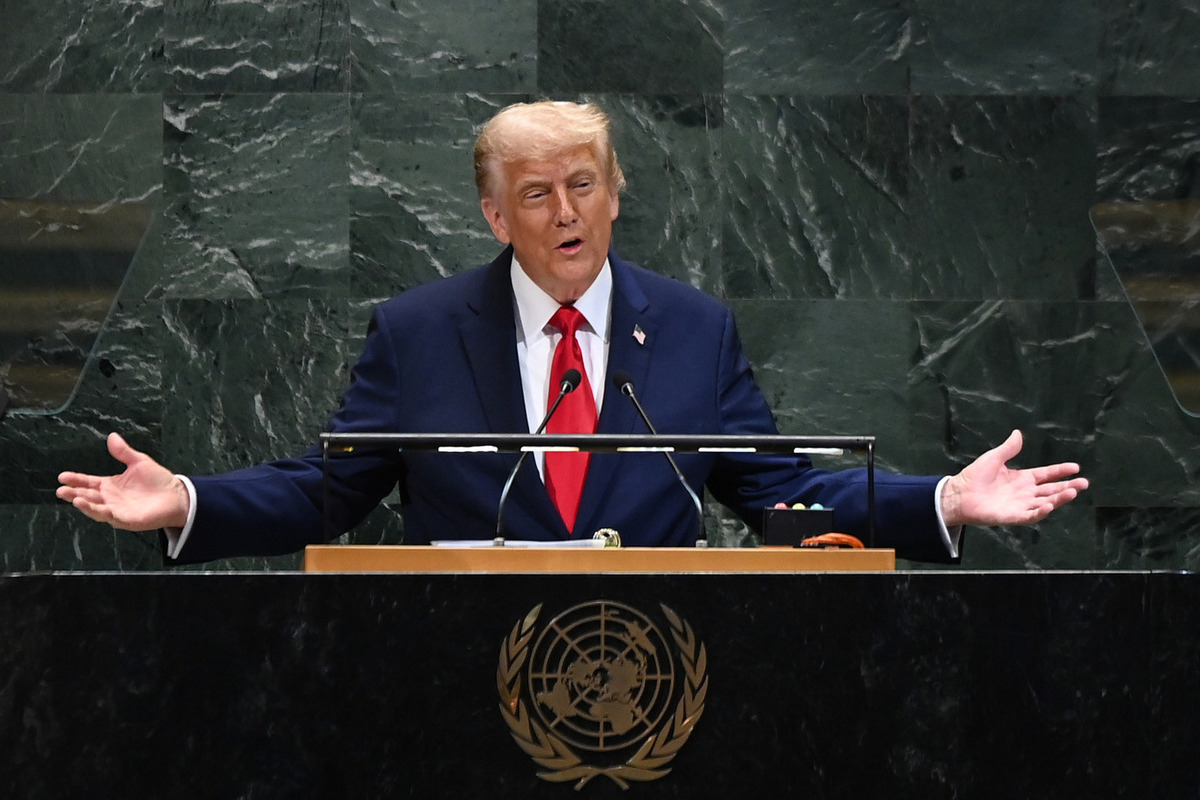 "Призыв к самоубийству". СМИ раскрыли последствия слов Трампа об Украине