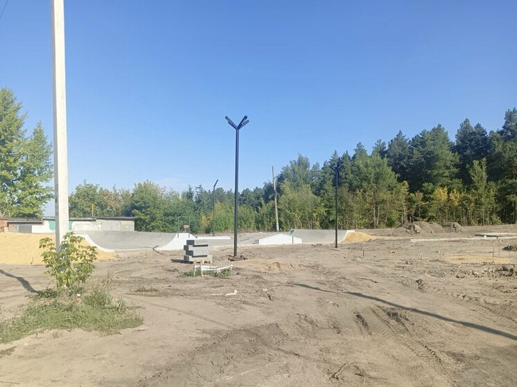 В Сердобске появилась новая скейт-площадка в рамках благоустройства «Соснового бора»