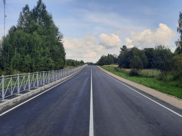 Оба подъезда к селу Ферапонтово отремонтированы в Кирилловском округе