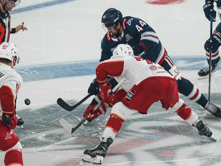 O Avtomobilist perdeu para o Neftekhimik fora de casa.