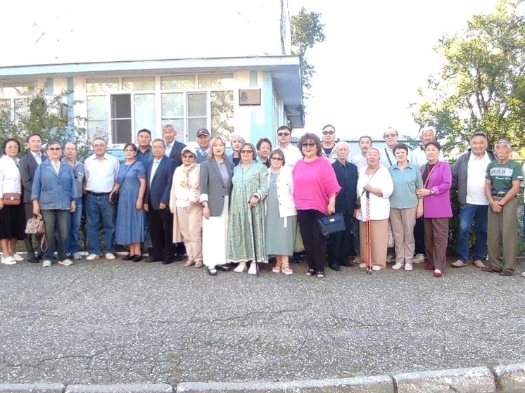 В Калмыкии увековечили имя ветерана связи