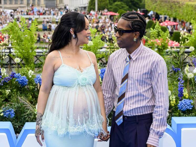Rihanna und A$AP Rocky haben ihr drittes Kind, Rocky Irish, begrüßt.