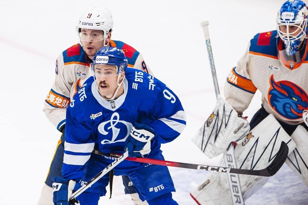 Бело-голубые одержали первую домашнюю победу в новом сезоне КХЛ.