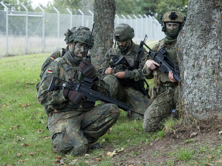 Уотсон: войны против РФ могут начаться в Арктике, Молдавии и на Балтике