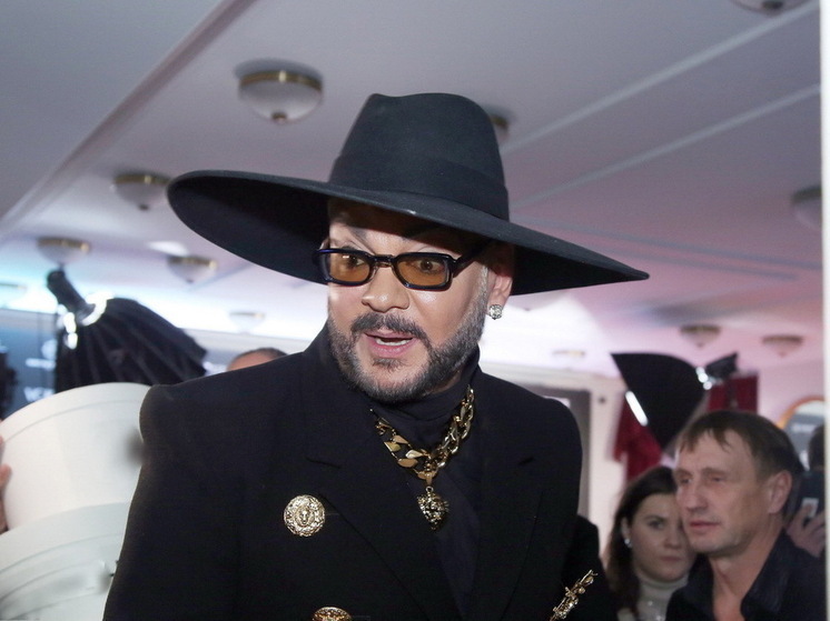 Gegen Philip Kirkorov wird wegen Kreditschulden geklagt.
