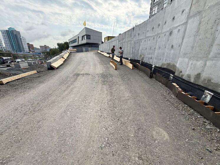 Новая дорога у кёрлинг-центра во Владивостоке готова более чем на 70%