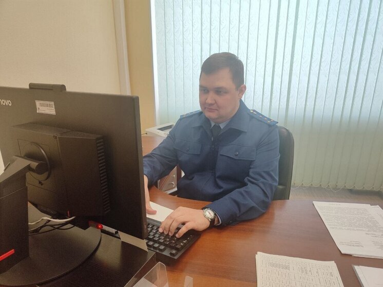 Прокурор заставил чиновников убрать свалку автошин в Красноселькупе