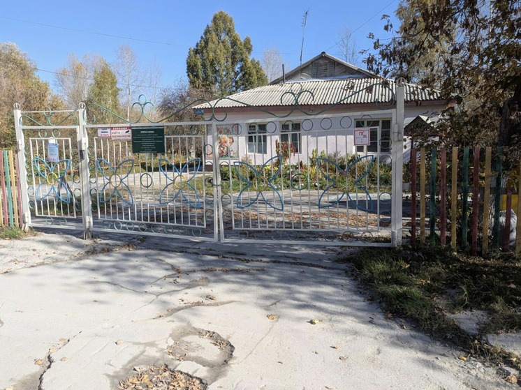 Аварийный детский сад в Искитиме Новосибирской области продолжает работу вопреки экспертизе