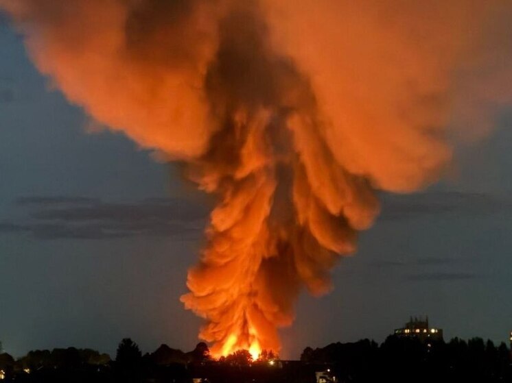 Swindon Advertiser: мощный взрыв случился в британском городе Суиндон