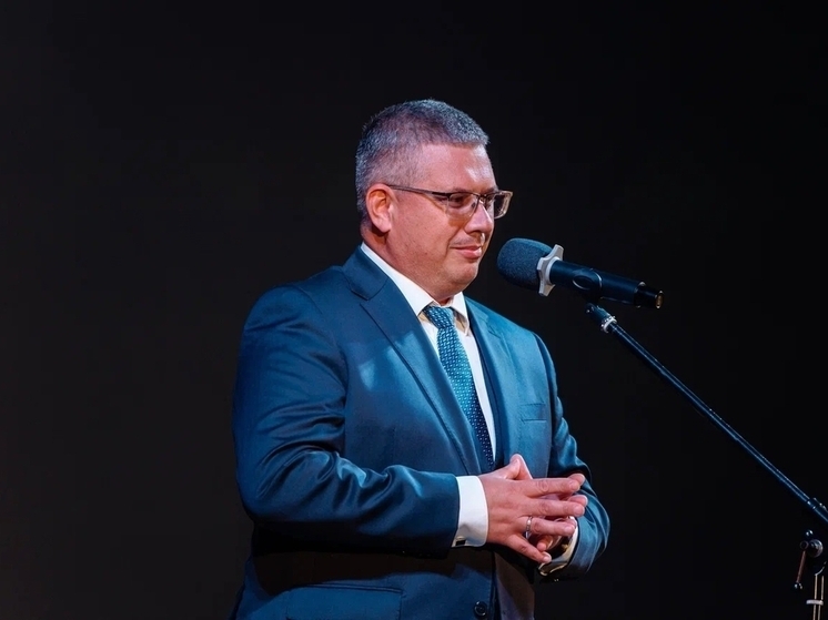 Александр Новиков поздравил смолян с Днем города