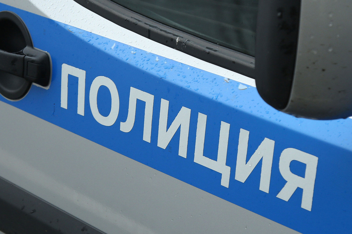 Вымогатель поджег дверь квартиры на севере Москвы
