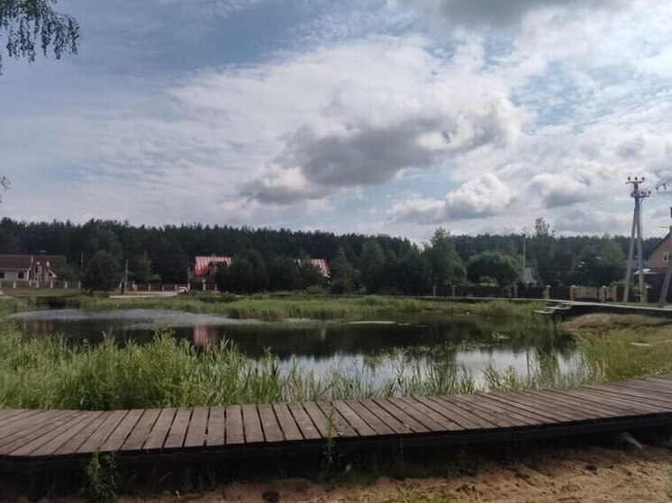 В калужских Дворцах сделали красивым пруд