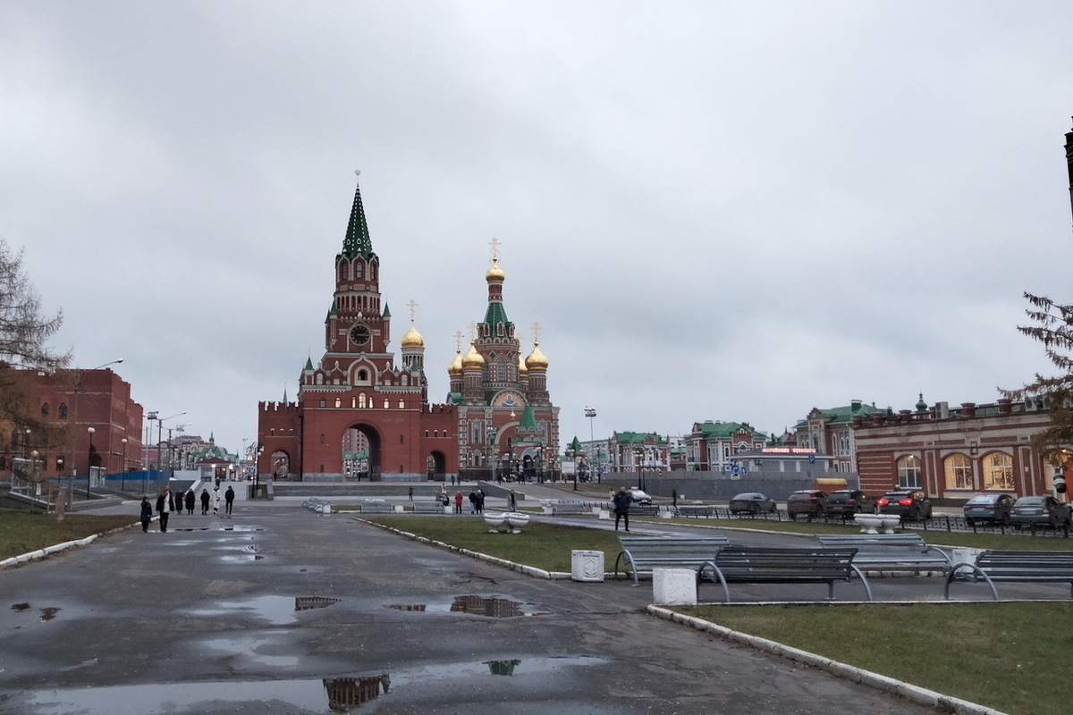 В Йошкар-Оле вынесены штрафы за ночной шум и уличную торговлю