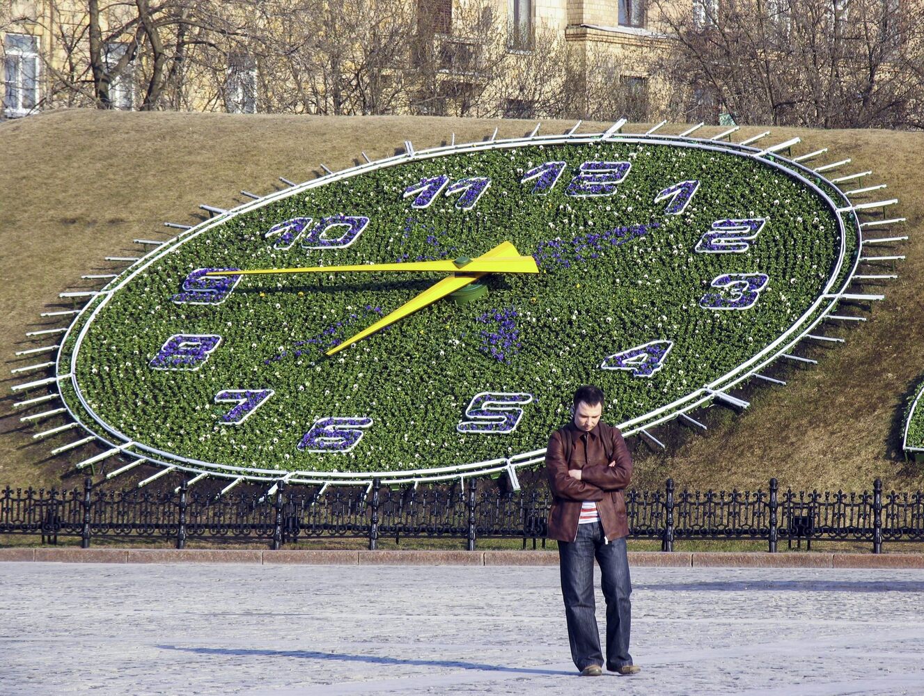 Уличные часы в Москве 4