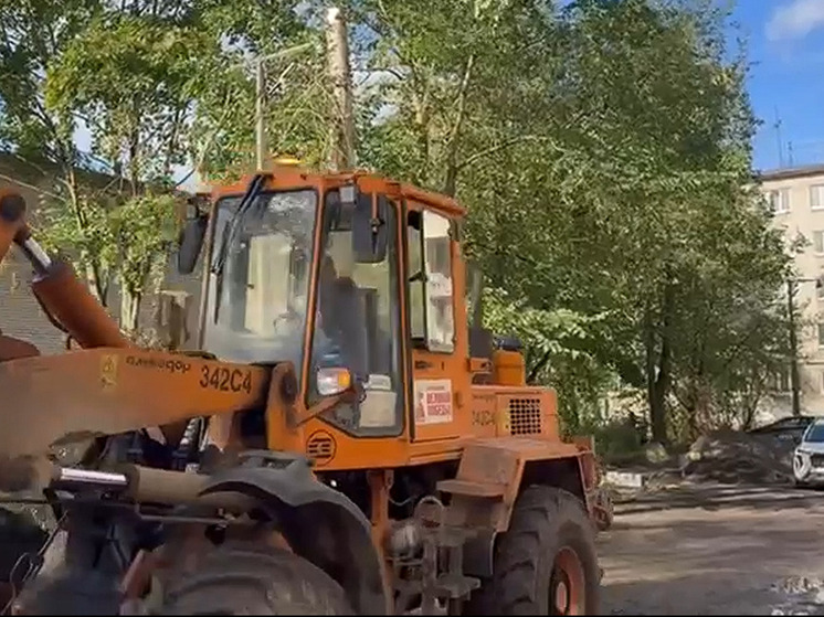 В Гатчине благоустроят дворы и дороги