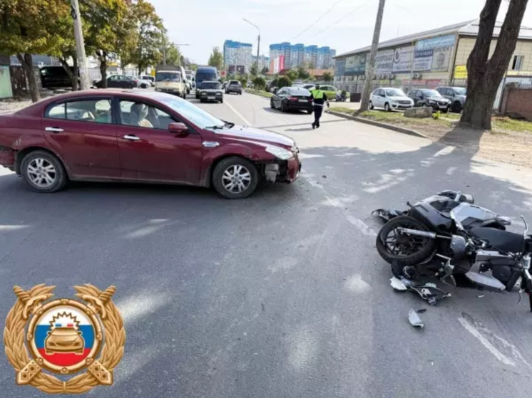 В Ростове иномарка сбила несовершеннолетнего на скутере