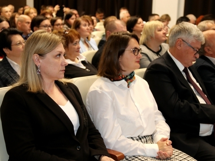 Депутат Анна Иванова приняла участие в открытии фестиваля «Читающий мир»