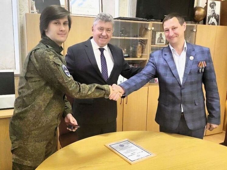 Алексей Анохин встретился с участниками СВО - избранными депутатами Антоном Хайловым и Иваном Пророковым