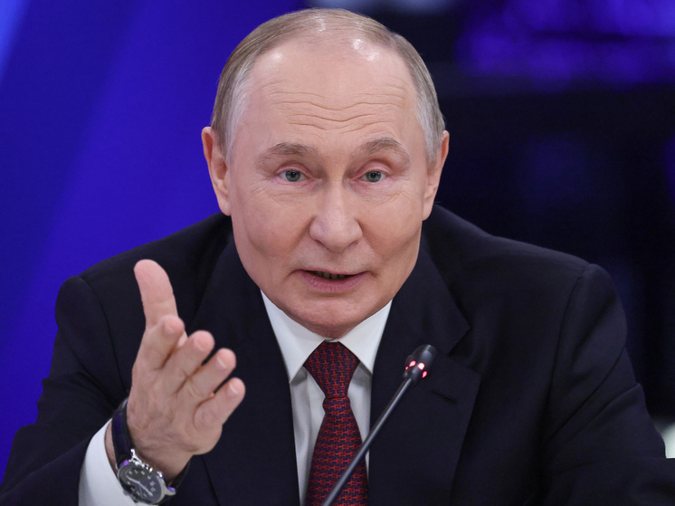 Путин назвал два составляющих залога лидерства России: выполняем обязательства, отвергаем колониализм