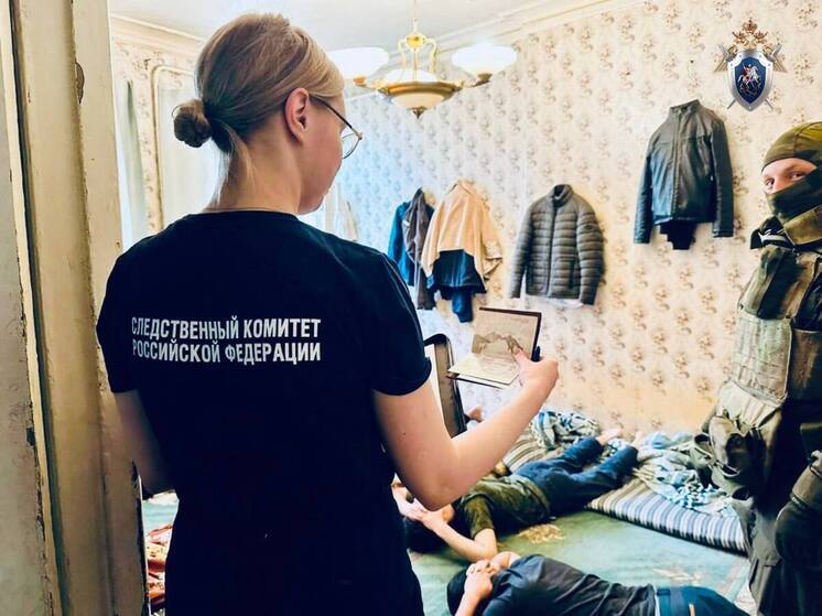Экс-участковый получил 9 лет колонии за взятки от мигрантов на Сенном рынке