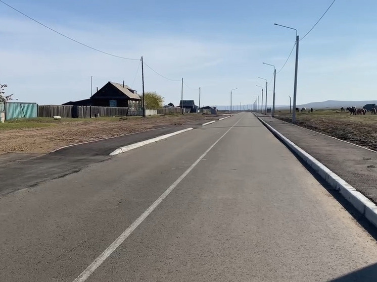 В районе Бурятии подрядчики отстают от графика ремонта 4 улиц и моста