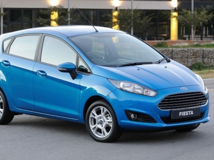 В РФ на продажу выставлен хэтчбек Ford Fiesta 2015 года с пробегом 5,8 тыс. км