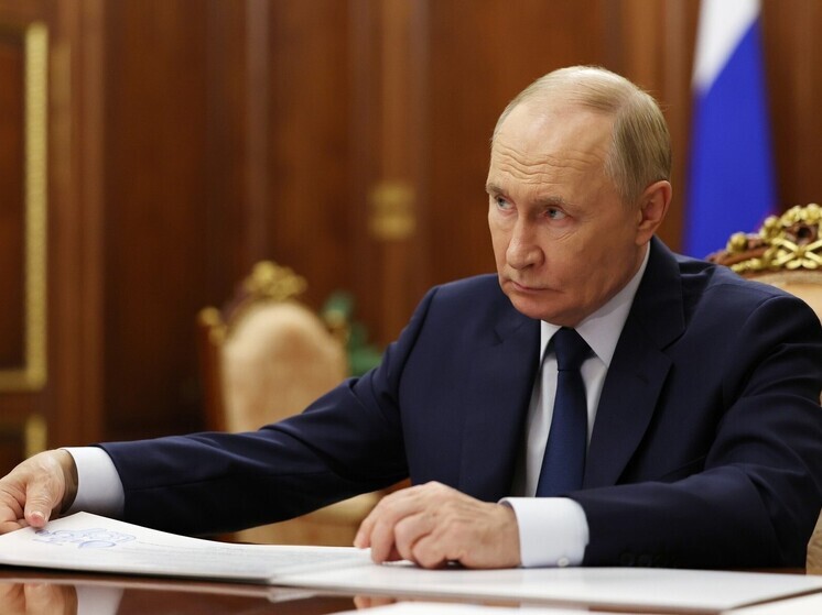 Опрос ФОМ: уровень доверия россиян к Путину составляет 81%