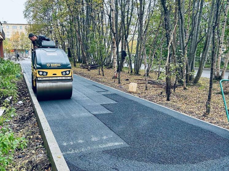 В Мурманске обновление улицы Магомета Гаджиева вышло на финишную прямую