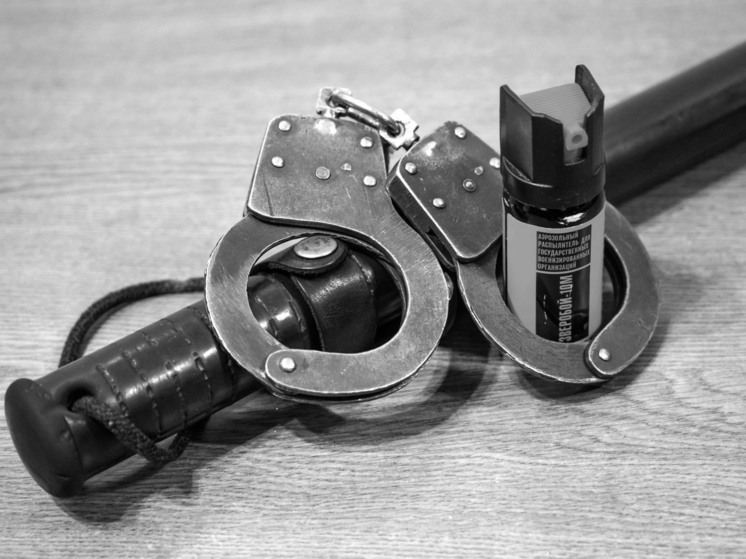 В Челябинске поймали мужчину, напавшего на человека с ножом