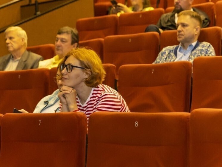 В Новосибирске открылся фестиваль научного и индустриального кино "Кремний"