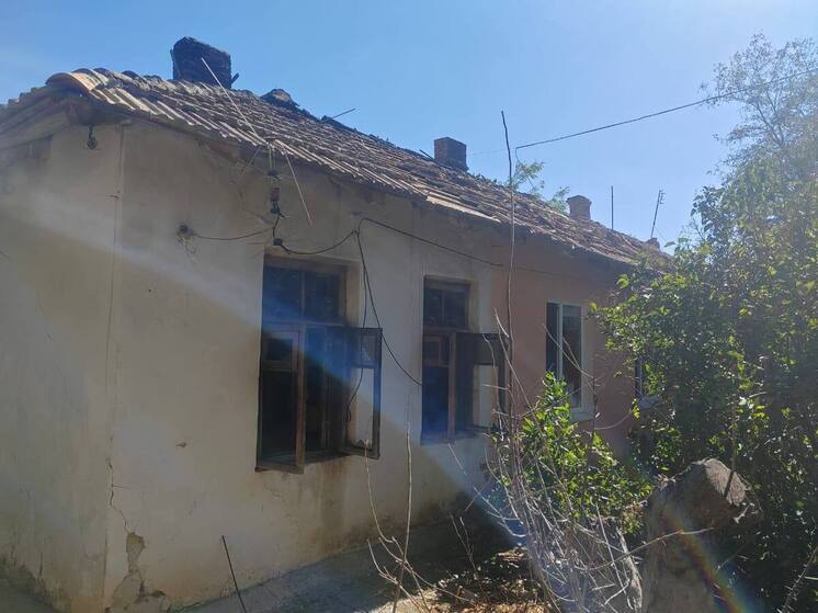 В Крыму две женщины погибли при пожаре в частном доме
