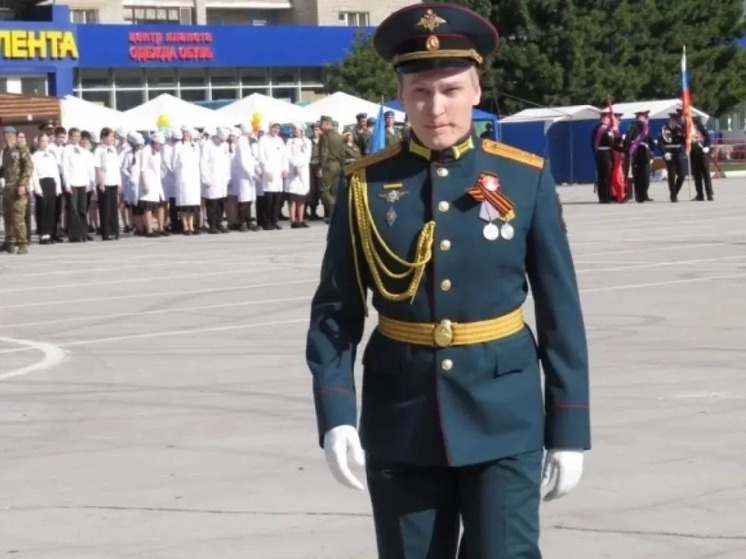 Новосибирский боец СВО чудом выжил после пожара в танке и стал военным комиссаром