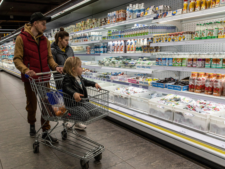 Украинка пожаловалась на стремительный рост цен на продукты и услуги ЖКХ